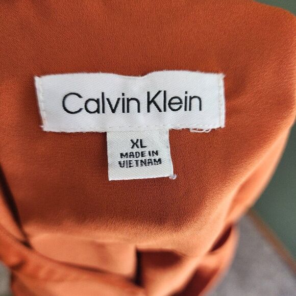 Calvin Klein Burnt Orange Top Ruffle Sleeves - Picture 4 of 4